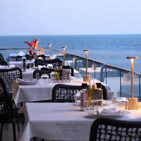 Sea View *